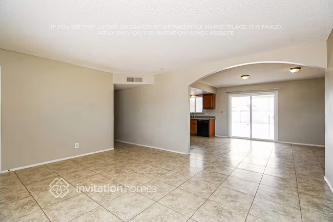 3526 S Shafer Dr Tempe, AZ 85282 photo 5