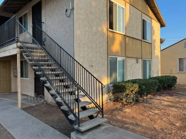 121 Madison Ave Chula Vista, CA 91910 photo 4