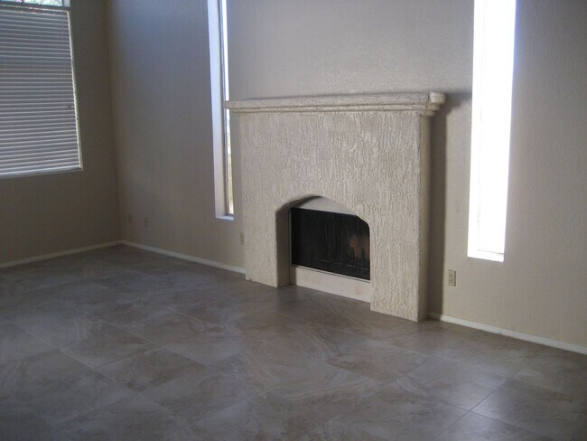 10913 E Hope Dr Scottsdale, AZ 85259 photo 2