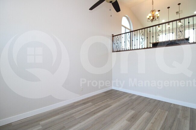 1417 E Mineral Rd Gilbert, AZ 85234 photo 5