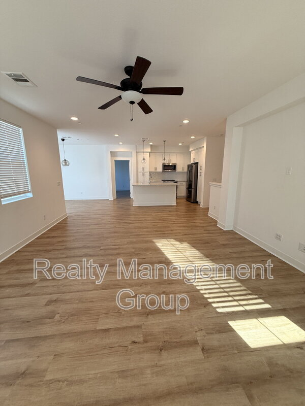 8711 Aruba Ln Santee, CA 92071 photo 4