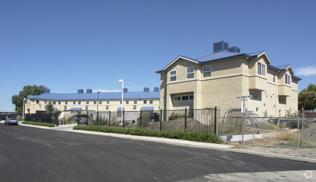 701 San Pablo Ave unit 10 photo 4