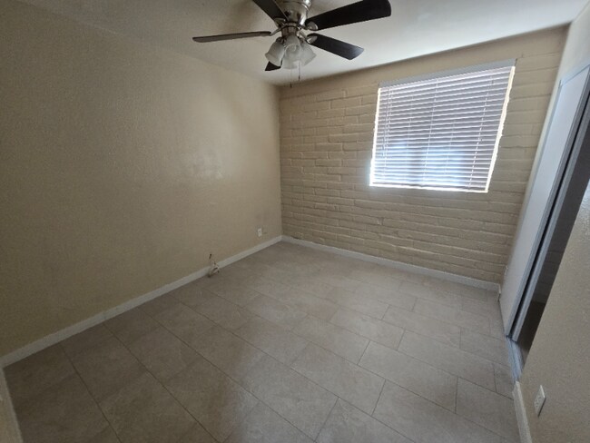 14602 N 30th Dr Phoenix, AZ 85053 photo 5