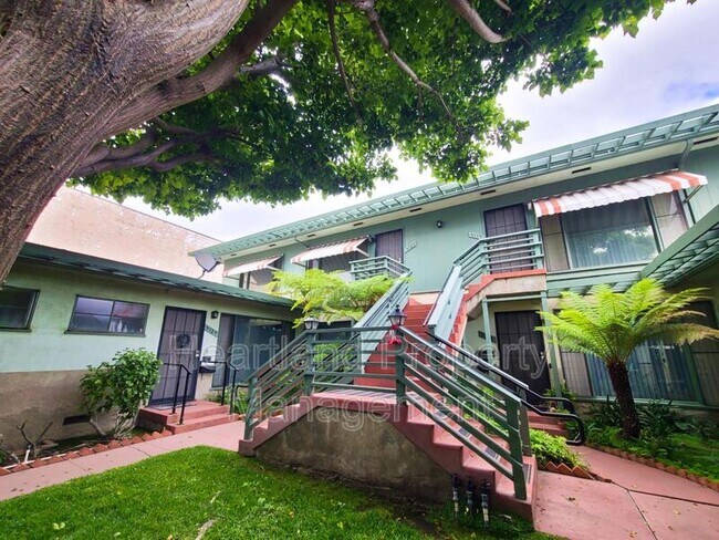 5123 Wilson St La Mesa, CA 91942 photo 2