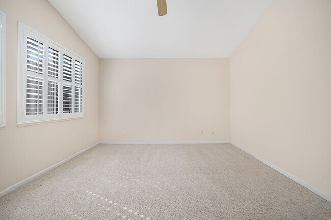 48900 Sauvignon Ct Fremont, CA 94539 photo 2