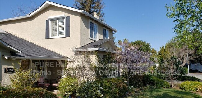 1158 Fordham Way photo 5