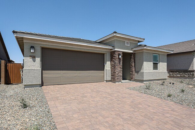 9534 W Avalon Dr Phoenix, AZ 85037 photo 2
