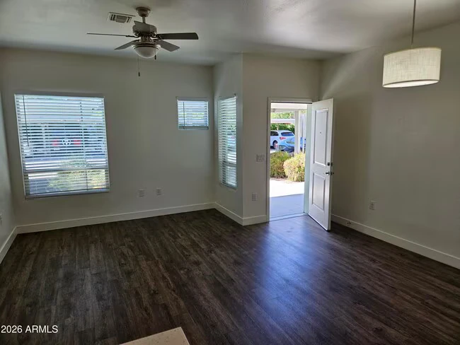 7981 E Wilshire Dr Scottsdale, AZ 85257 photo 4