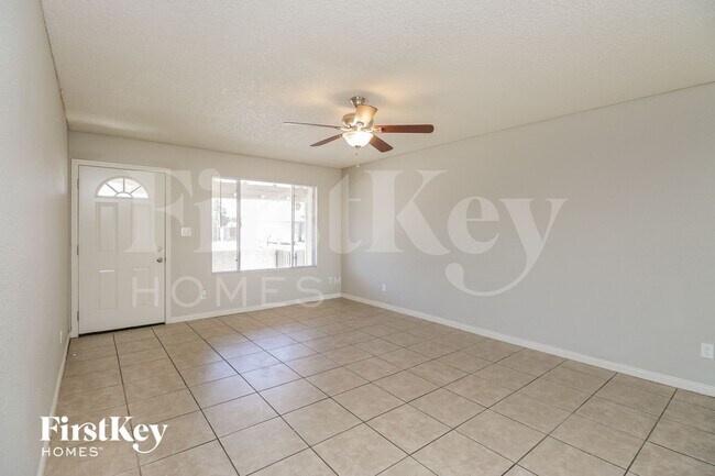 2002 W Western Dr Chandler, AZ 85224 photo 3
