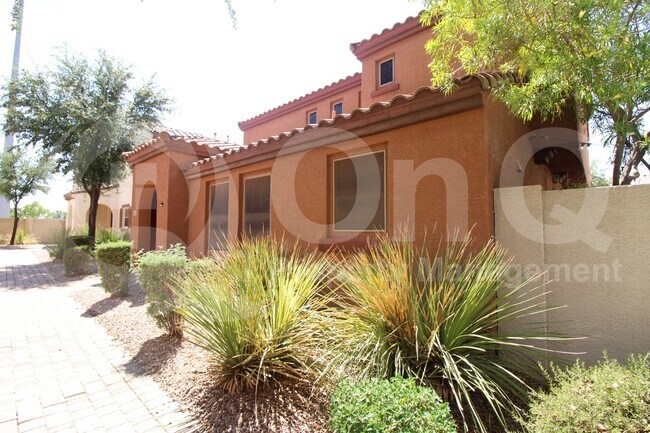 2697 E Bart St Gilbert, AZ 85295 photo 3