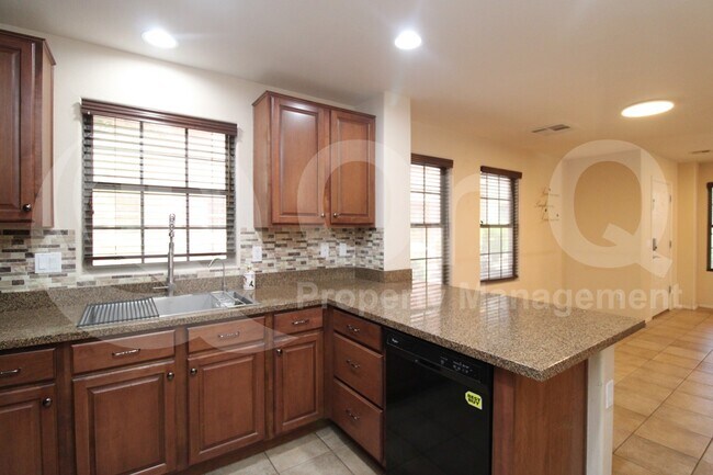 2697 E Bart St Gilbert, AZ 85295 photo 5
