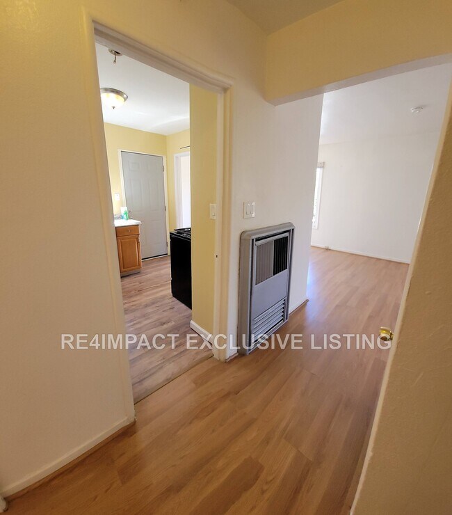 1257 E 34th St Oakland, CA 94610 photo 5