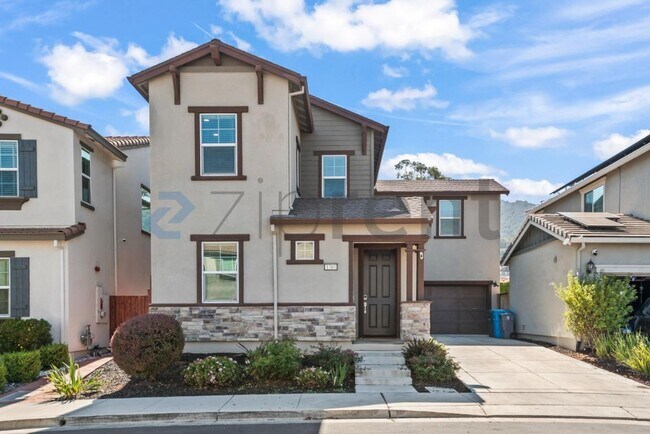 1310 Qualteri Way photo 2