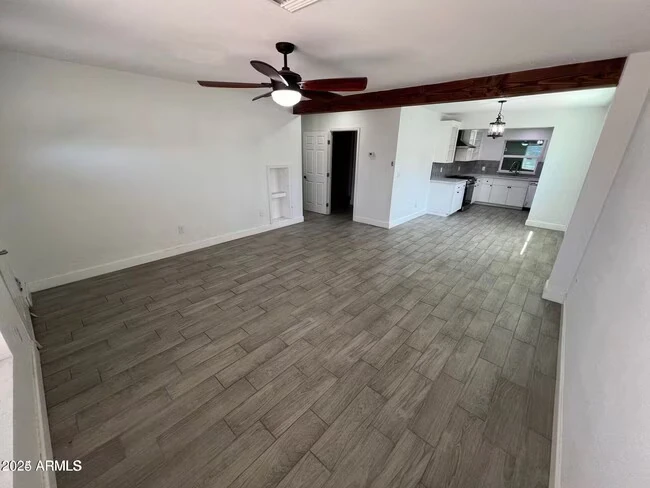 382 W Cocopah St Phoenix, AZ 85003 photo 3