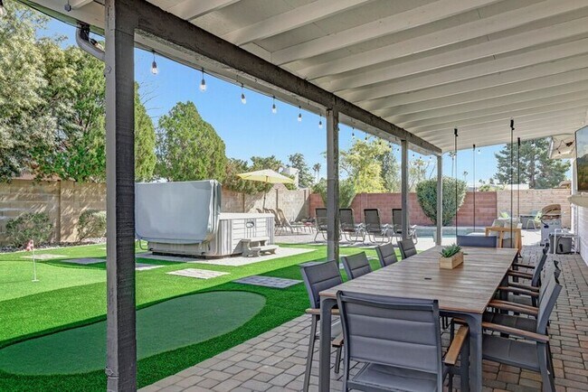 14243 N 49th St Scottsdale, AZ 85254 photo 3