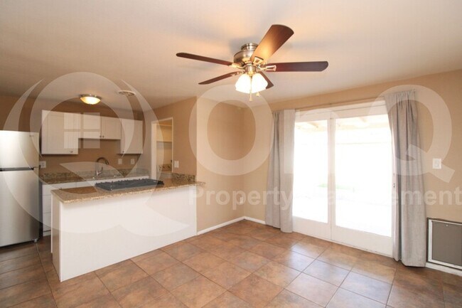 3934 E Emile Zola Ave Phoenix, AZ 85032 photo 5