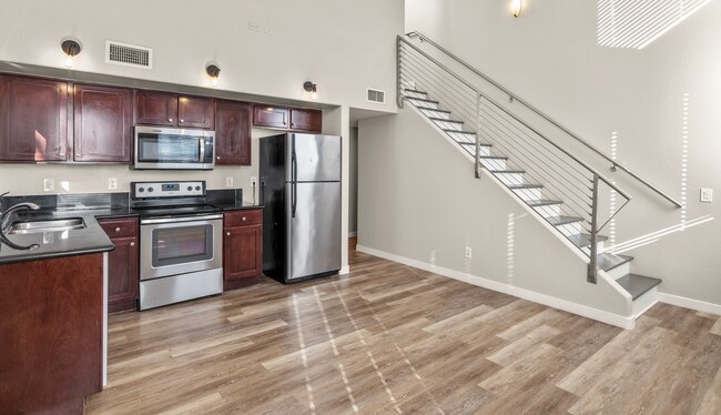 1205 W Roosevelt St Phoenix, AZ 85007 photo 5