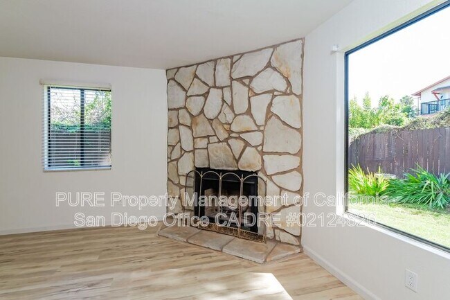 6797 Lambert Way San Diego, CA 92115 photo 4