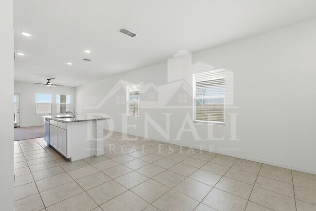 10941 N 165th Ave Surprise, AZ 85388 photo 5