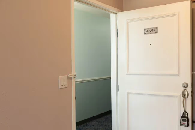 4860 Rolando Ct San Diego, CA 92115 photo 4
