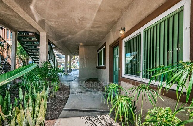 2228 Manchester Ave Encinitas, CA 92007 photo 3
