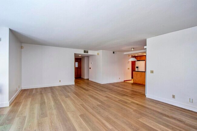 534 Via De La Valle Solana Beach, CA 92075 photo 3