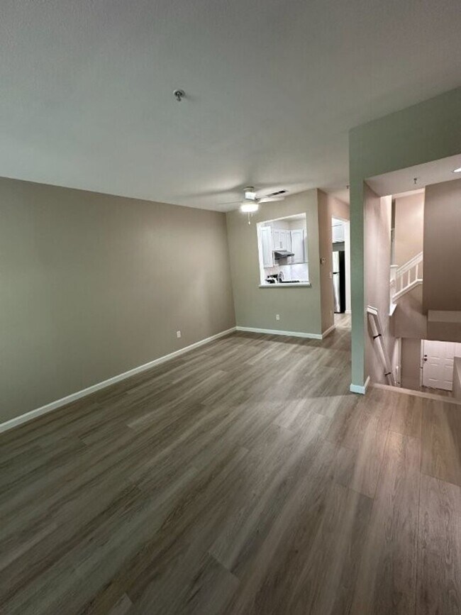 637 Atherton Pl Hayward, CA 94541 photo 4