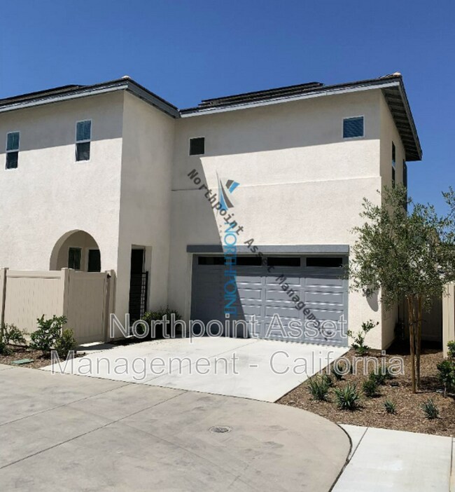 581 Townsend Way San Marcos, CA 92078 photo 2