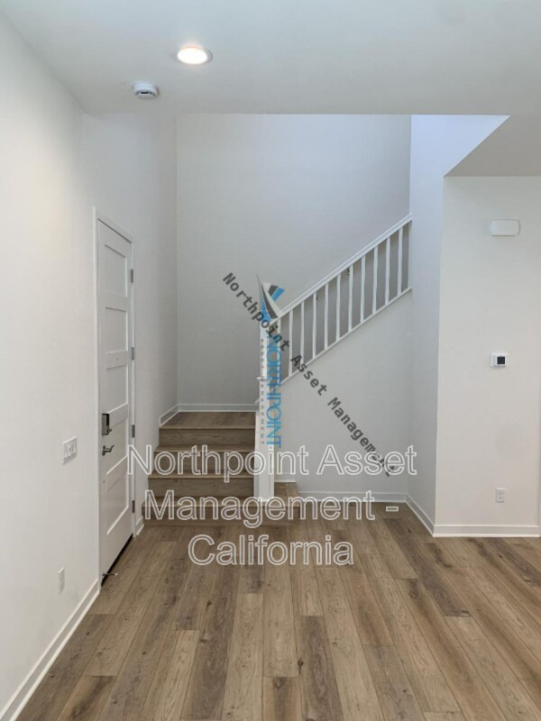 581 Townsend Way San Marcos, CA 92078 photo 4