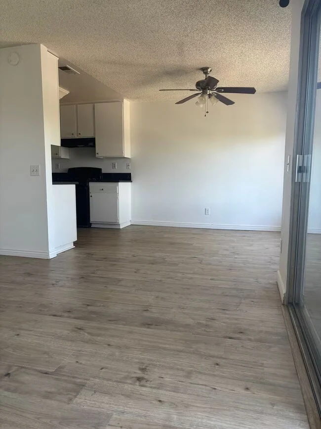 4220 Vista Del Rio Way Oceanside, CA 92057 photo 5
