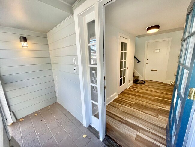 30 Ogden Avenue, San Francisco, CA 94110 photo 3