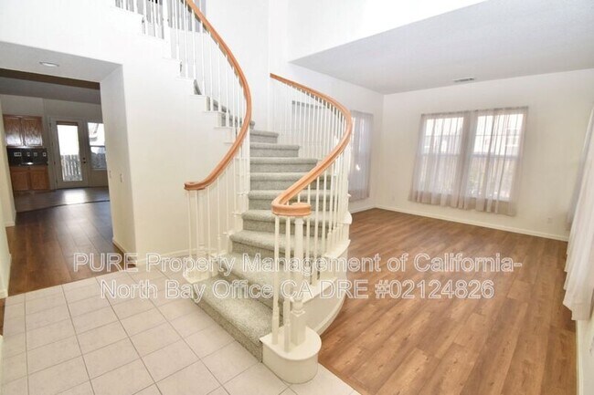 1919 Sestri Ln Petaluma, CA 94954 photo 3