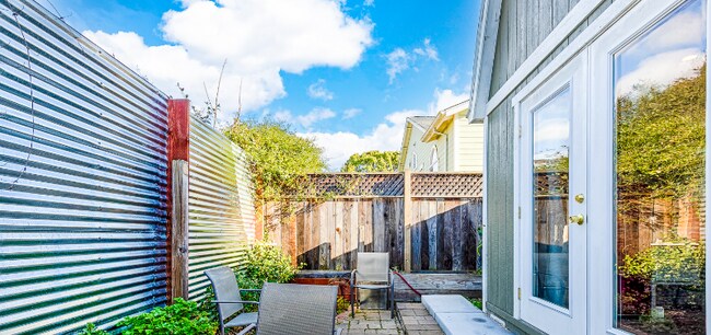 515 Mountain View Ave Petaluma, CA 94952 photo 3