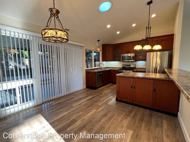6964 Polvadero Dr photo 4