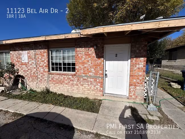 11123 Belair Dr San Antonio, TX 78213 photo 5