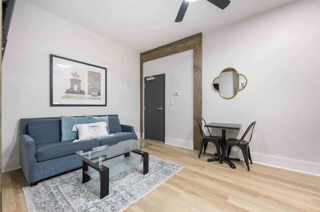214 Welch Street, Houston, TX 77006 photo 5