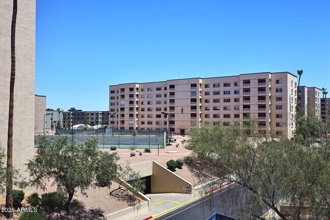 7910 E Camelback Rd Scottsdale, AZ 85251 photo 4