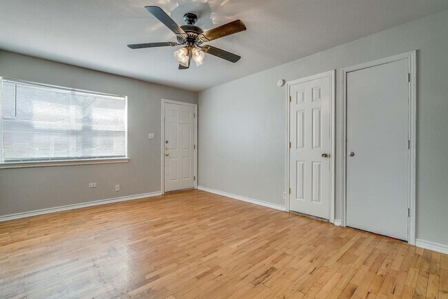 3419 South University Drive, Fort Worth, TX 76109 photo 4