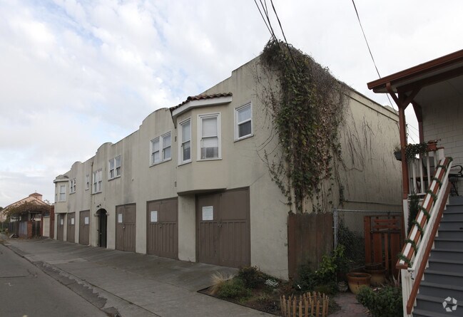 529 Palace Court, Alameda, CA 94501 photo 2