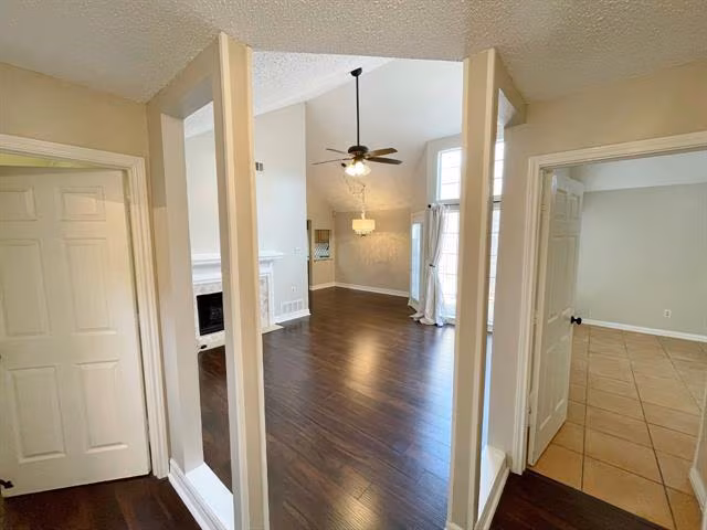 3147 Royal Gable Drive, Dallas, TX 75229 photo 3