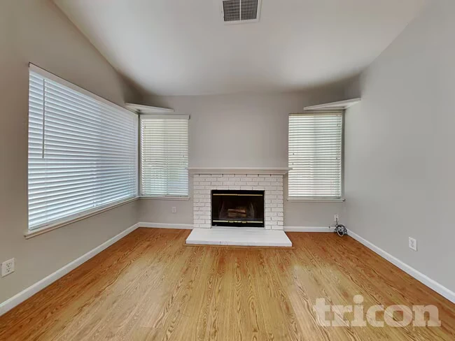 1436 Northwood Dr Fairfield, CA 94534 photo 4