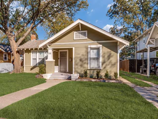 732 North Windomere Avenue, Dallas, TX 75208 photo 2
