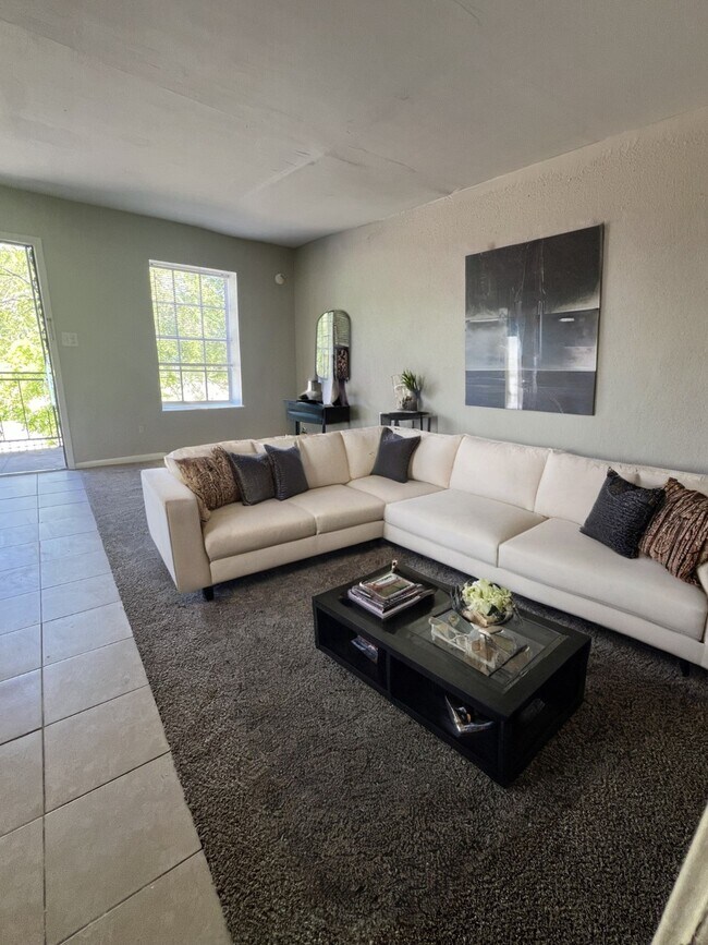 9745 Long Point Road, Houston, TX 77055 photo 3