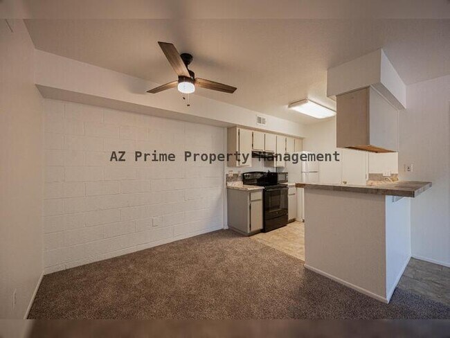 2625 E Indian School Rd Phoenix, AZ 85016 photo 5