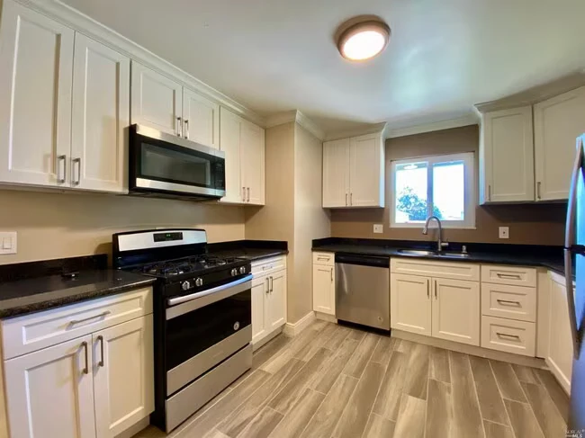 254 De Soto Dr Fairfield, CA 94533 photo 3