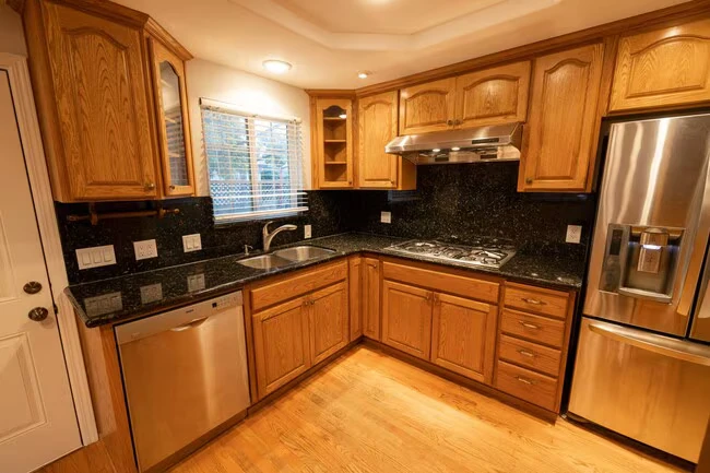 609 Poinsettia Ave San Mateo, CA 94403 photo 4