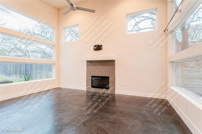 1404 Cometa St Austin, TX 78721 photo 4