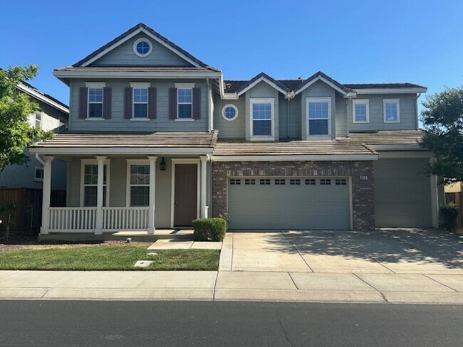 Spacious 5 Bed, 3 Bath home in Gated Community