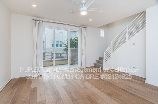 6140 Colt Pl Carlsbad, CA 92009 photo 2