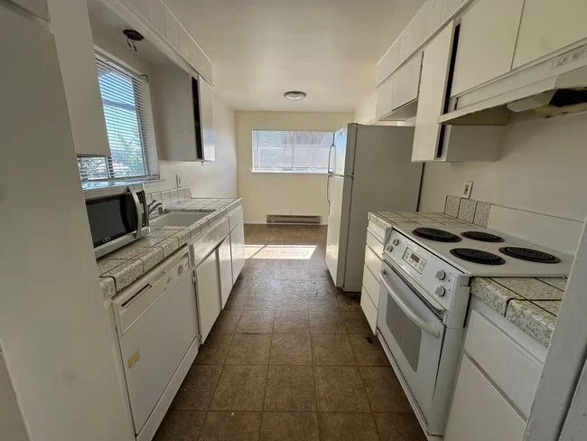 665 Chemeketa Dr San Jose, CA 95123 photo 4